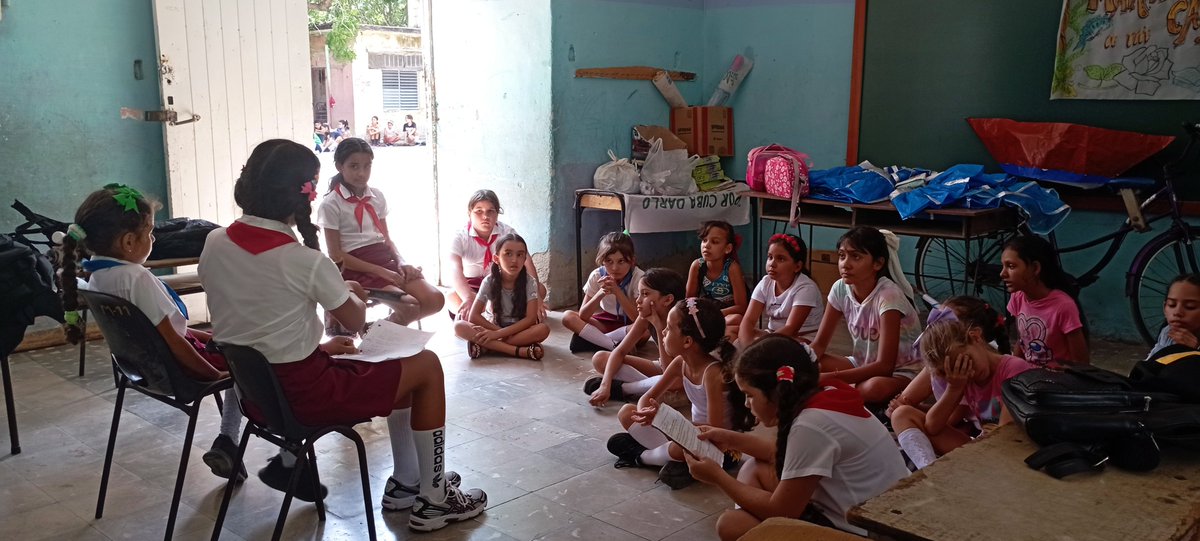 YMarquezSanchez's tweet photo. En esta Jornada de la Cultura Cubana y Aniversario de la Brigada José Martí nuestros Instructores de arte desarrollan talleres y actividades desde los diferentes centros Educacionales.
#20AñosBJM
#EducaciónFreyre
#CulturaRafaelFreyre
#Holguin
#Cuba https://t.co/irsxpCfHv1