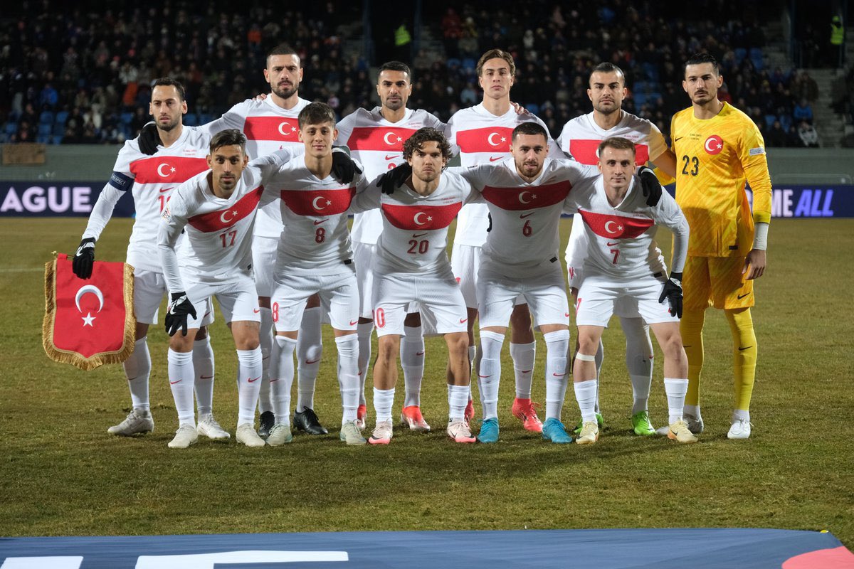Tüm buzları erittiniz. Tebrikler Milli Takım! ❤️🤍🇹🇷