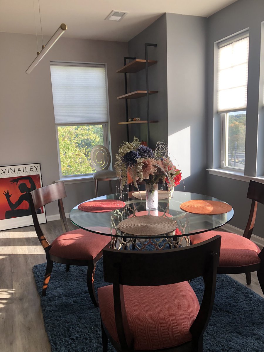SunnyDelight03's tweet photo. The house is starting to feel like a home beginning with the Dining Room! https://t.co/9XDl6weGi8