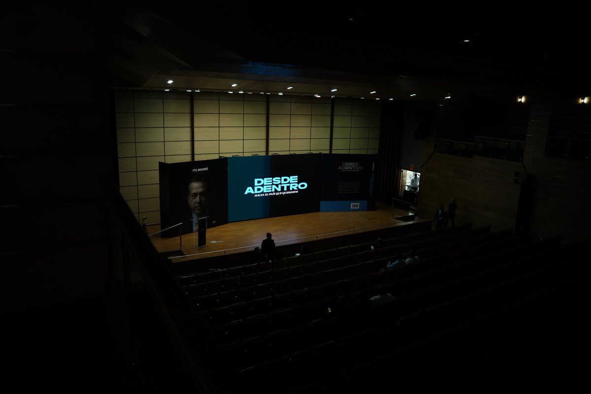 itobisono's tweet photo. Nos vemos en breve... ¡Ya casi todo listo para el lanzamiento de nuestro quinto libro #DesdeAdentroRD 📖, una mirada completa desde el corazón de nuestra gestión. 

¡Mantente atento!👀 https://t.co/WAwAxtX9RK