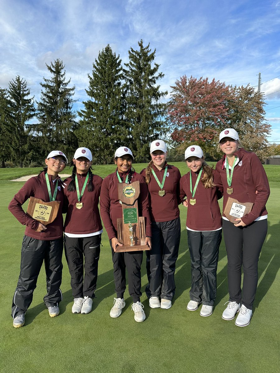 OHSAASports's tweet image. 🏆⛳️#OHSAA GOLF: Congratulations to Columbus Academy, the 2024 girls Division ll champions!