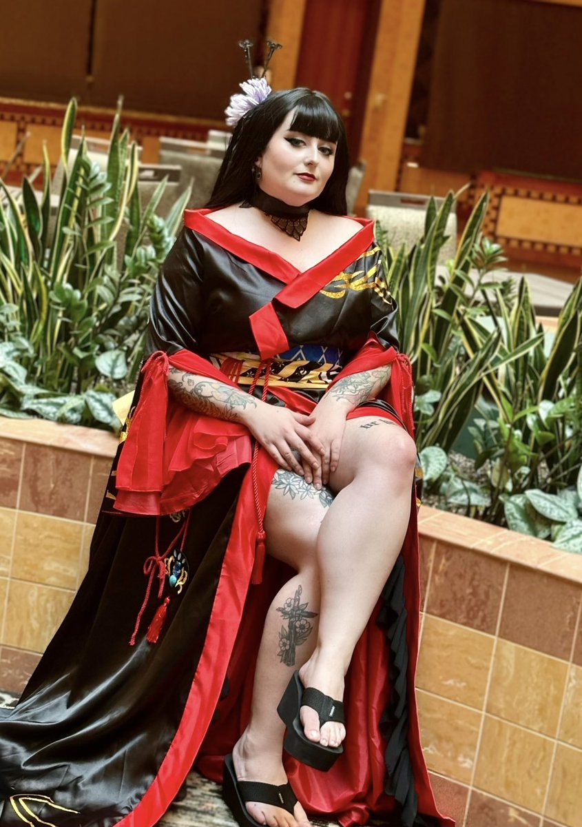 mizukijinh's tweet image. But you have endured their worst and survived. You know their tricks. They will not find a flower simply waiting to be plucked. 🌙🍡  my yotsuyu cosplay from @GATEwayFATE this past weekend :3