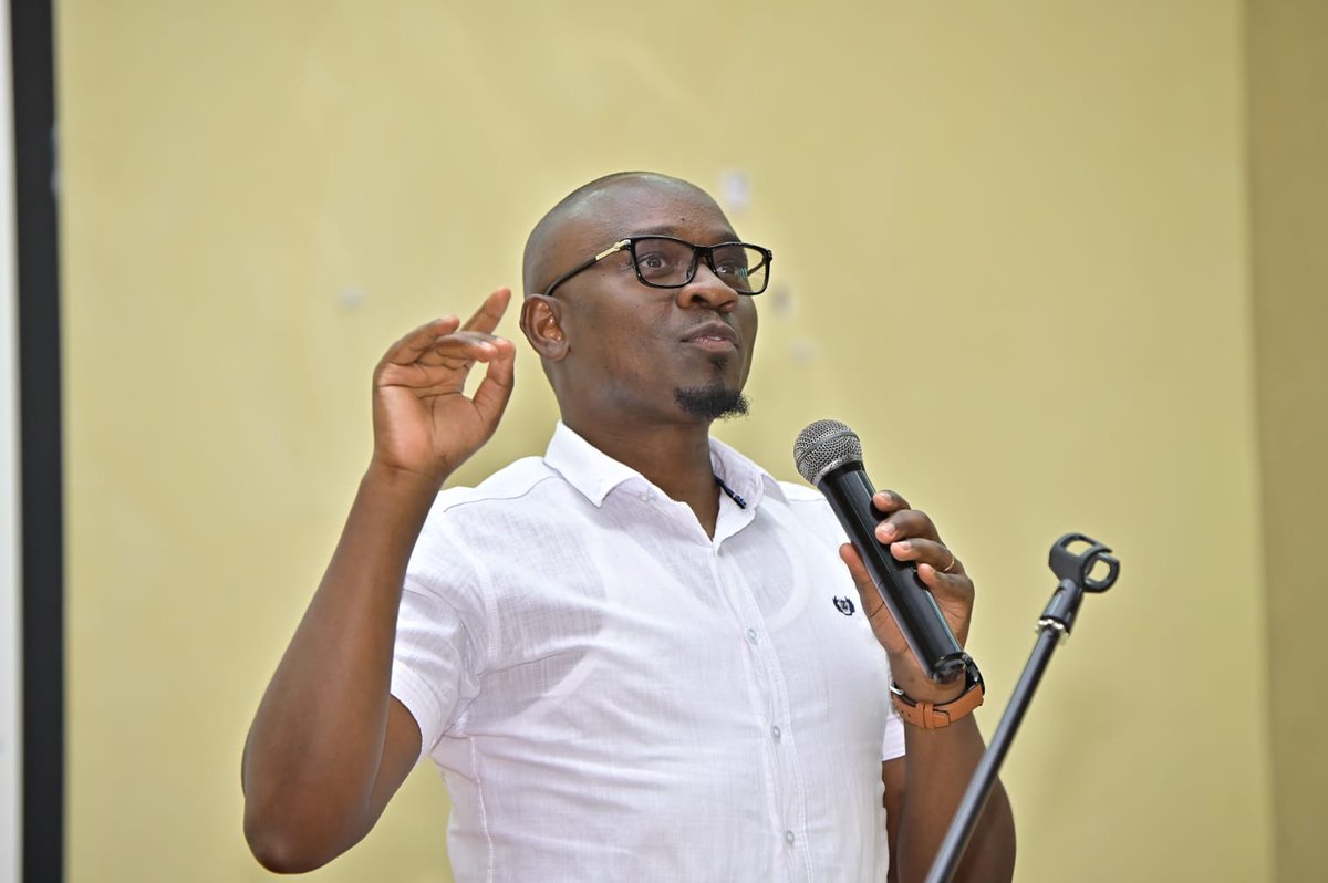 dannmule's tweet image. Thanking God for one more year… 

Honoring the inner child in me and counting my blessings as I become ‘vintage’! 

&quot;And in the end, it&apos;s not the years in your life that count. It&apos;s the life in your years.&quot; ~ Abraham Lincoln