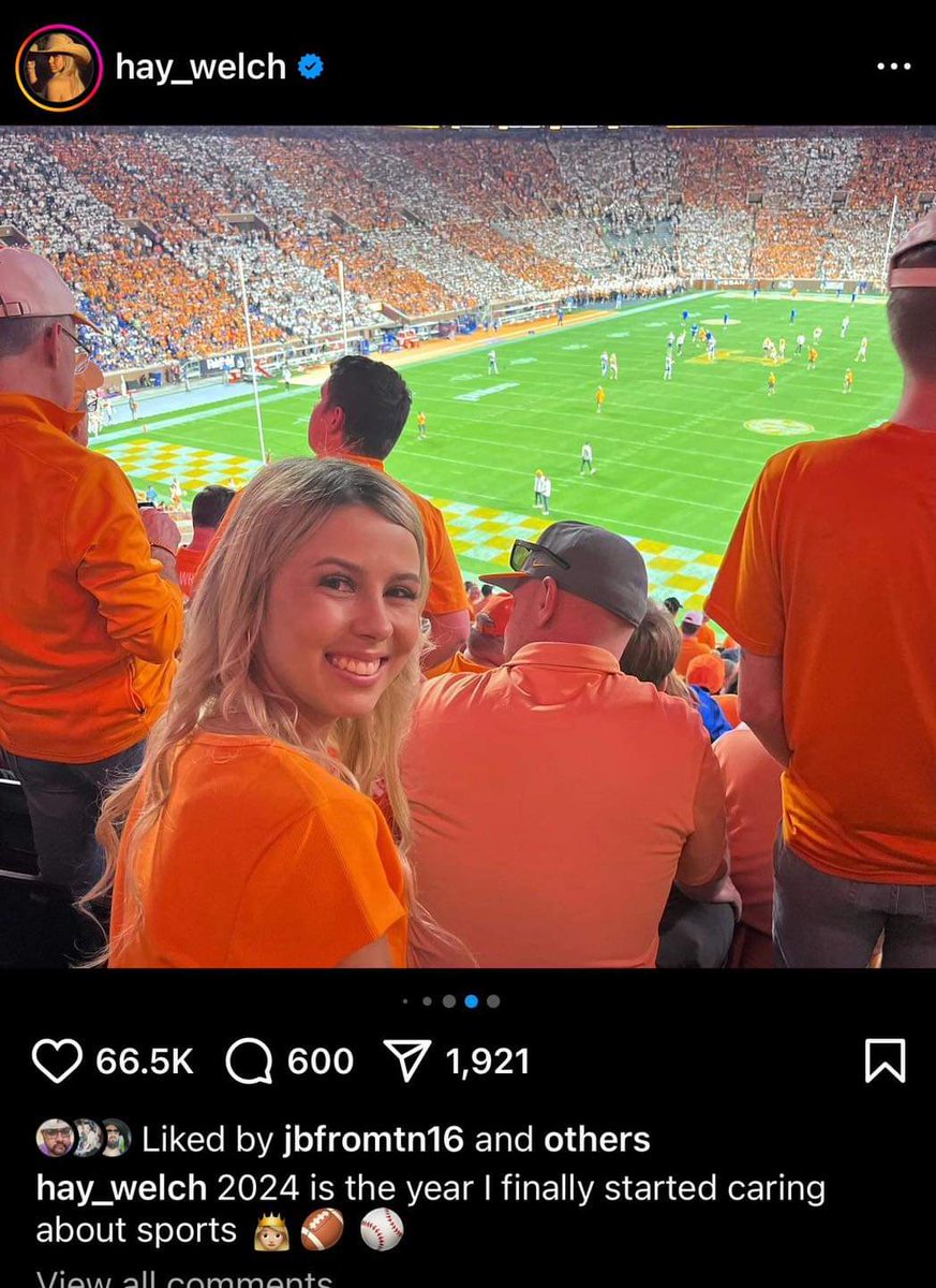 jerrysandersRTR's tweet photo. Hawk Tua girl a Vols fans... Another reason to hate Tennessee... https://t.co/HLljOrIQcY