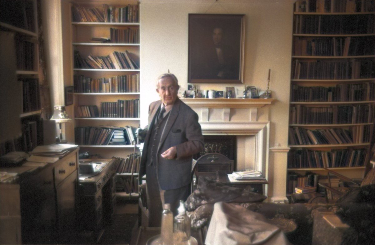 A Hobbit can never have too many books!