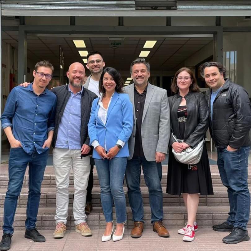 Reencuentros del #piso7puc en <a href="/CbvUnab/">Centro de Biotecnología Vegetal UNAB</a> <a href="/aherreravasquez/">Ariel</a> <a href="/PauloFCanessa/">Paulo F. Canessa</a> <a href="/ElenaVidal/">Elena A Vidal</a> <a href="/frankorestovic/">Franko Restović</a> <a href="/plants_alvarez/">Jose Miguel Alvarez</a> <a href="/francisquitaB/">Francisca Blanco</a>