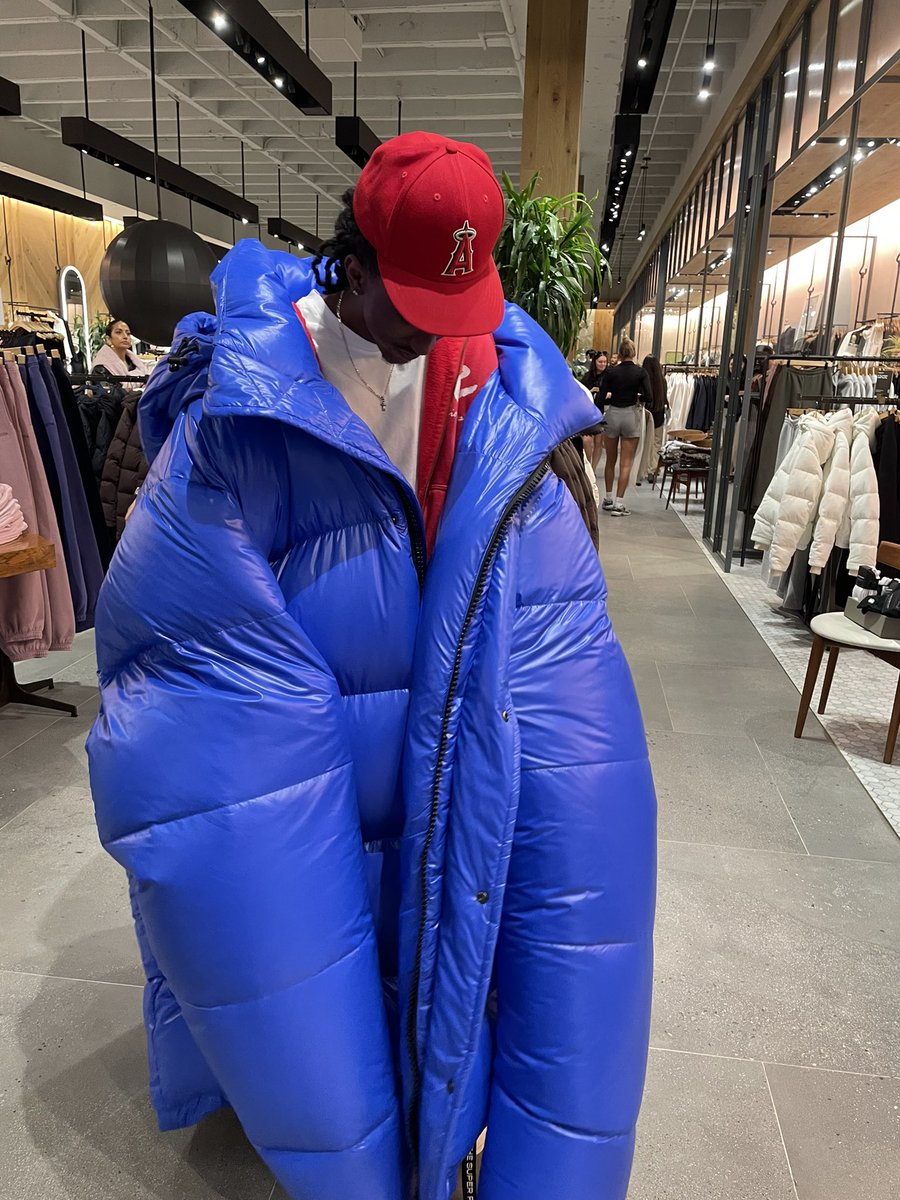 M_ark01's tweet image. Layering.