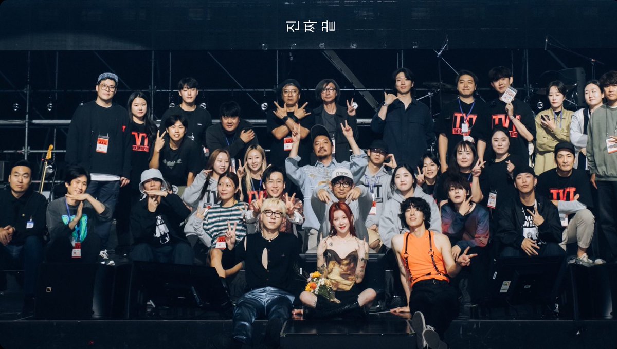 백예린 주변에 왜 이 수많은 다정함이 여전히 남아있는지 꼭 생각하길