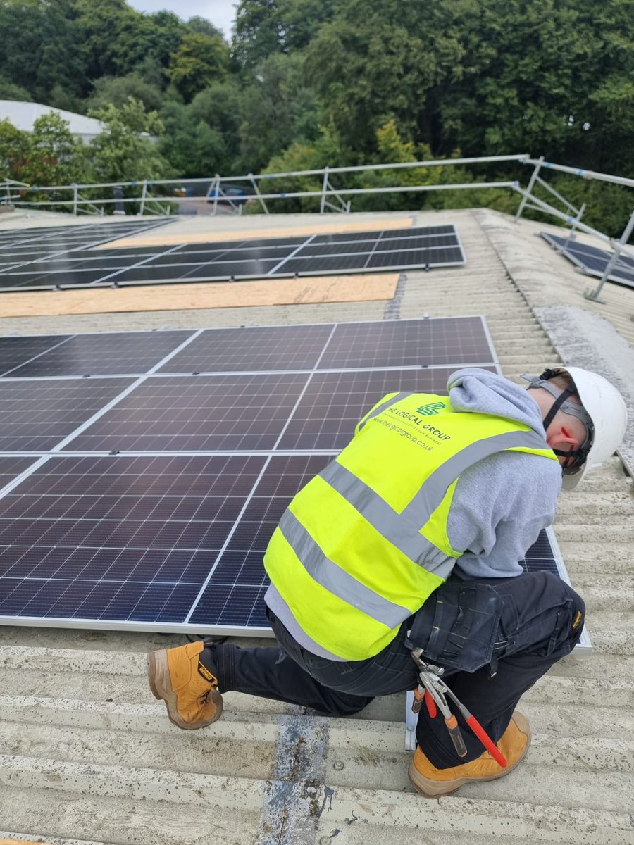 🏢 Secure your energy future with scalable <a href="/SolarEdgePV/">SolarEdge</a> tech! Grow with solar from The Logical Group. #FutureProof #SolarEdge #EnergySecurity thelogicalgroup.co.uk zsl7g98mn9i.typeform.com/thelogicalgroup