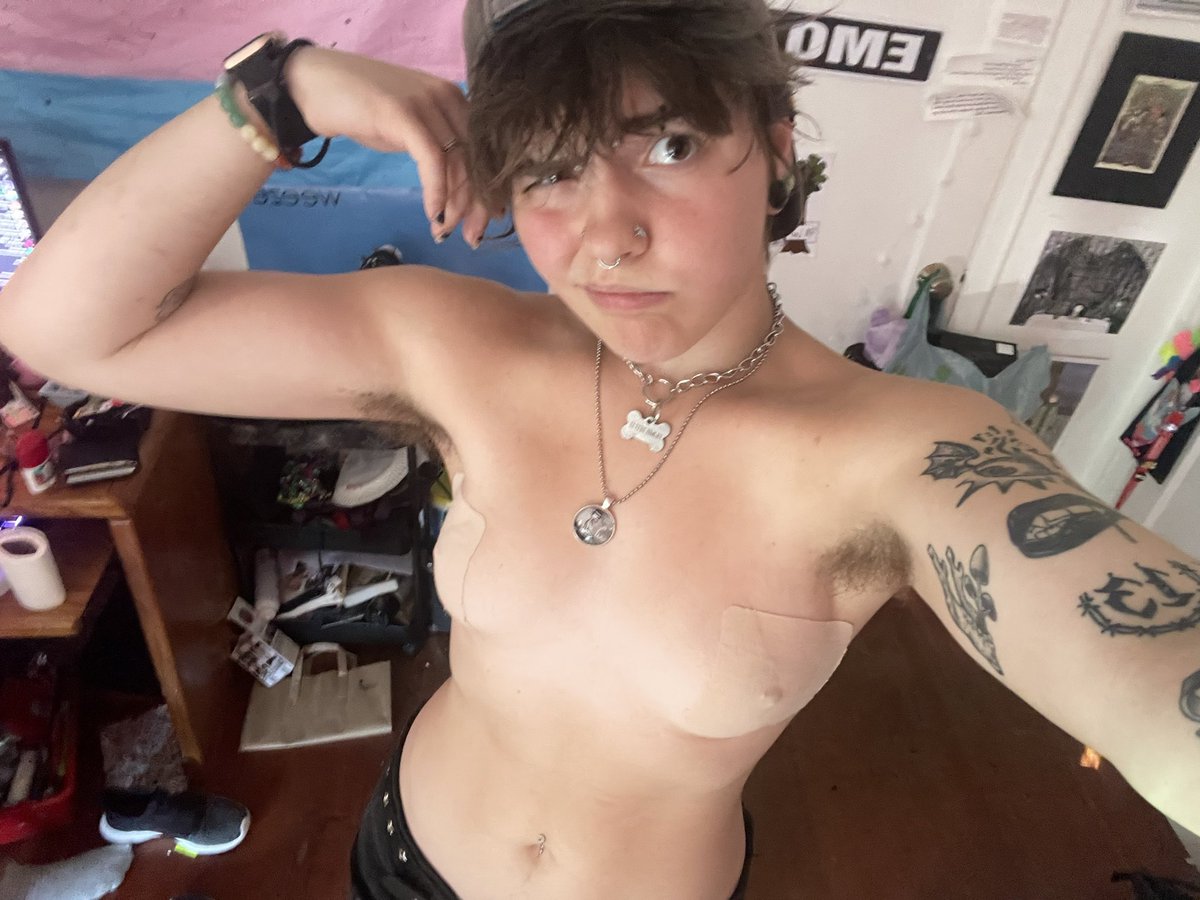 sscarytailss's tweet photo. your favorite #tboy back again
#t4t #tranny #tattooedgay https://t.co/F7VwCrGXEI