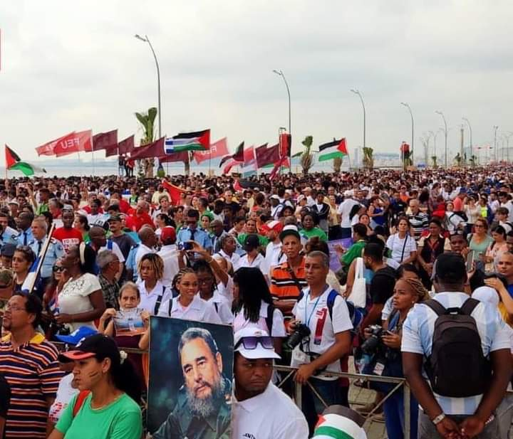 AMPPCHabana's tweet photo. Nos convocó la paz.
Tarde de apoyo a #PalestinaLibreYa 
#PalestinaNoEstáSola 
#CubaPorLaPaz https://t.co/1Op2Wtk1rY