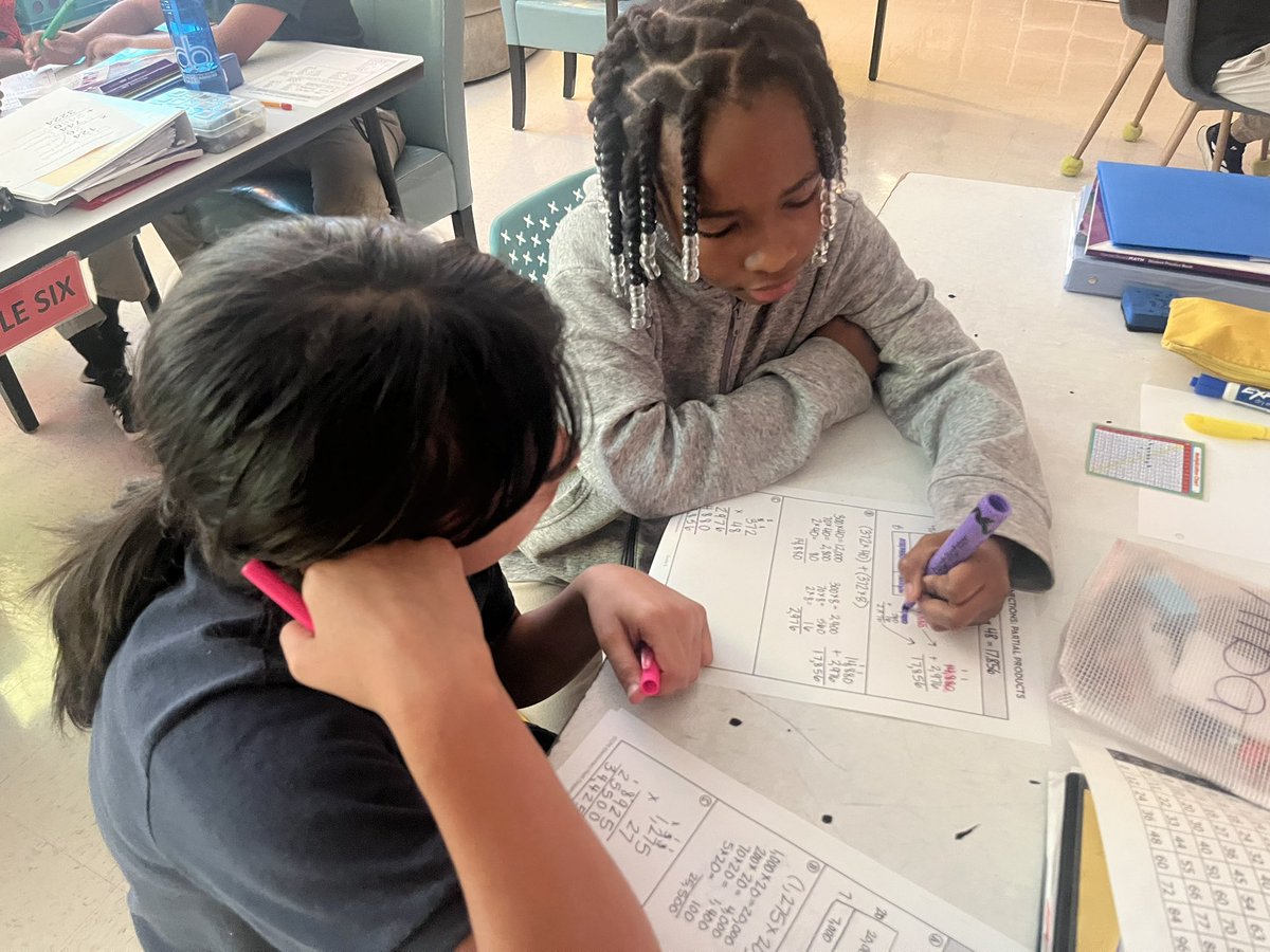 Andrea Strom tweet media