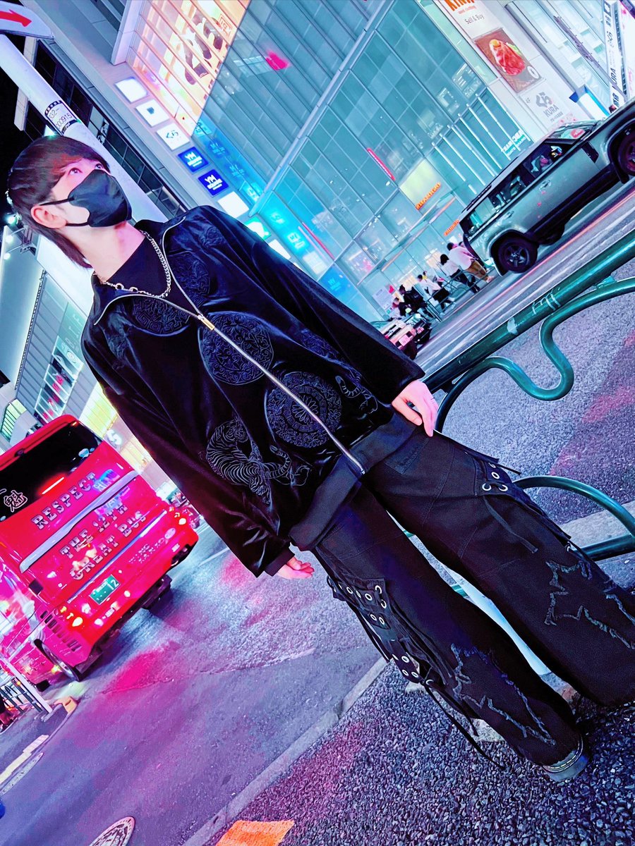 acro_harajuku's tweet photo. 【AcroTokyoSTAFF】

outer：ililil

pants：REFLEM

#アクロトーキョー。
#ラフォーレ原宿
#ililil https://t.co/ld91O4kVvi