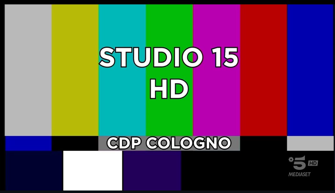 Lemon____G's tweet image. #grandefratello

Pure il canale si rifiuta di trasmettere queste tre.

AHAHAHAHAHAAHHAHAAHAHAH