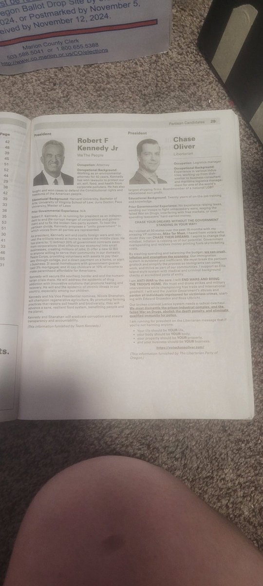 DiaryHOH89's tweet photo. The State of Oregon has REMOVED @realDonaldTrump &amp; @JDVance from their Voters' Pamphlet!! Please like&amp;share so the whole country knows what the Democrats are doing to Suppress Oregonians from using their constitutional rights to vote this November #Trump #TrumpVance2024 https://t.co/x1YmOJagvT