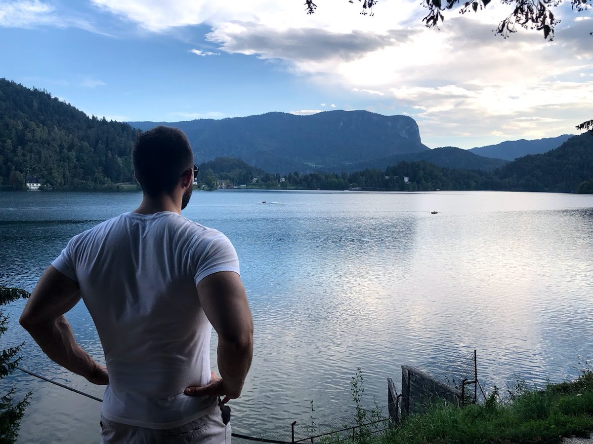 TanselAdacan's tweet photo. Throwback to when Lake Bled had me questioning why I ever left… Ready for the next chapter 💭 https://t.co/g4pmLBhguq