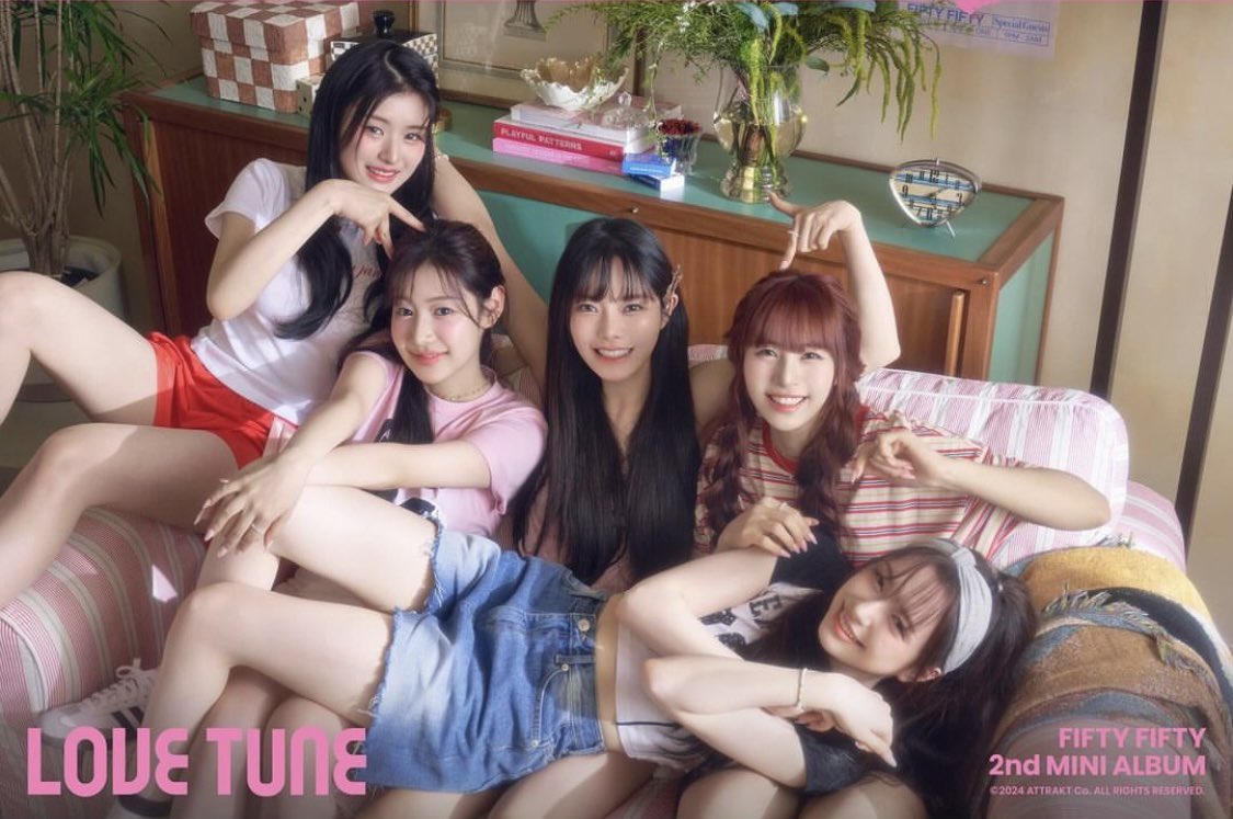 GlobalTweny's tweet photo. Let’s show our love and support for FIFTY FIFTY by voting for them at MAMA 2024! 🆘 Tweny Global, it’s time to unite and make their hard work shine! Let’s make this happen for our girls!

I vote #FIFTYFIFTY for Fans’ Choice - Female Award #2024MAMAVOTE 
#FIFTYFIFTY #TWENY https://t.co/43unC2rgSy