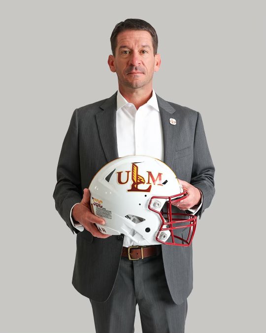 National Coach of The Year Candidate <a href="/bryantvincent44/">Coach Bryant Vincent</a> of 5-1 <a href="/ULM_FB/">ULM Football</a> joins <a href="/wake_up_mintzy/">Wake Up Mintzy</a> tomorrow!