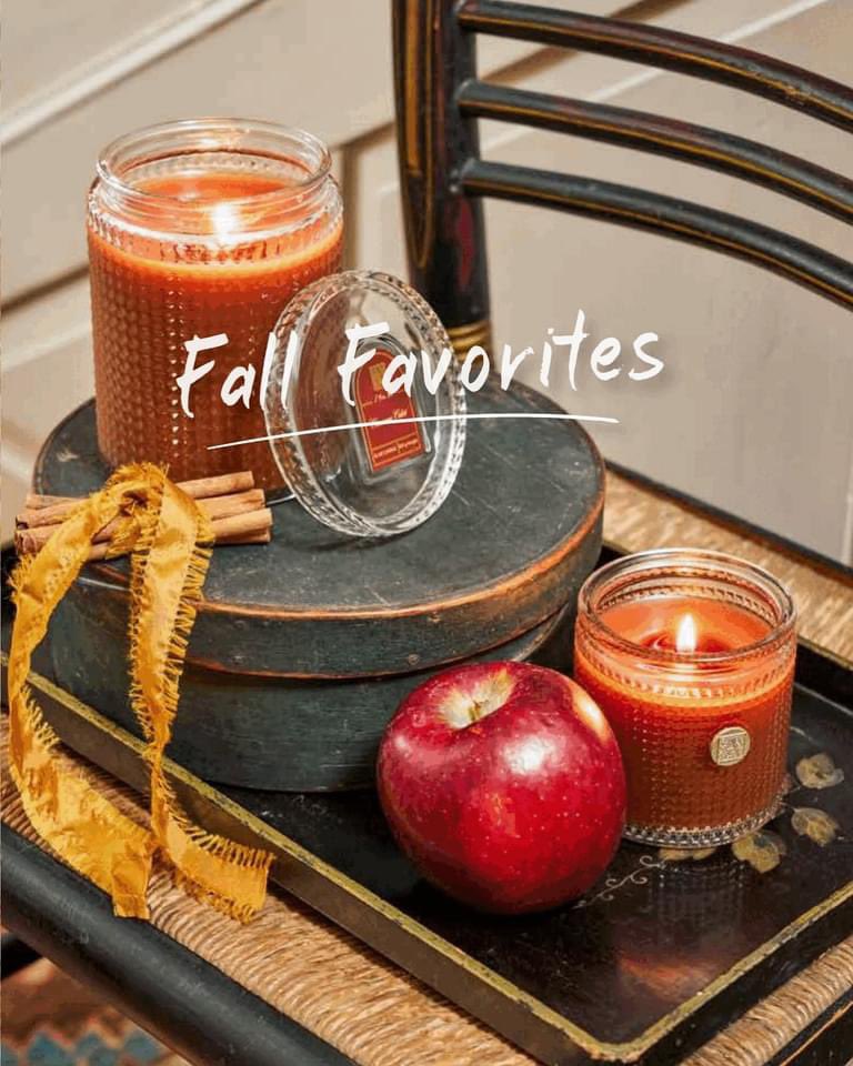 Studio24E's tweet image. Cinnamon Cider is one of our 🍂 Fall Favorites Fragrances 🍂 we can't get enough! What's the fall fragrance you can't live without?
#studio24e #thurmontmd #aromatique #cinnamoncider #fall #fallfragrance #homefragrance