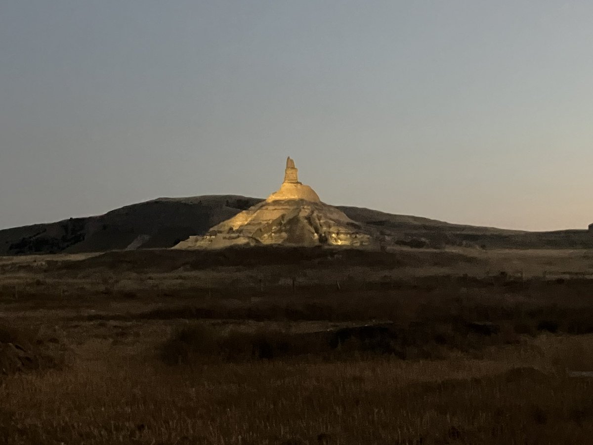 LyleB86419's tweet image. Another beautiful evening out here on the Oregon Trail