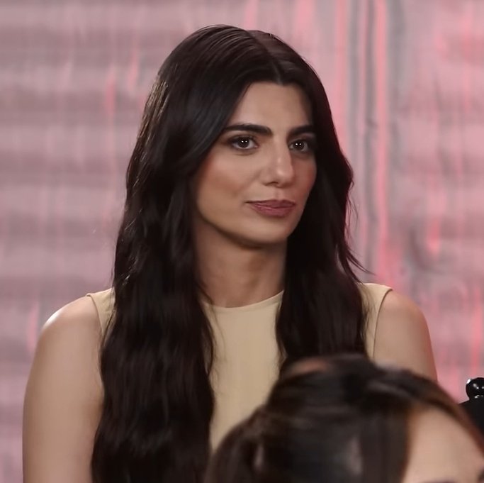 neumanic's tweet image. real