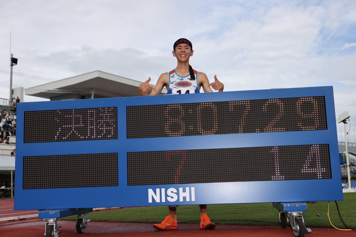 Getsuriku's tweet photo. #佐賀国スポ
少年男子B3000m
🥇吉田星（北海道・東海大札幌高）8.07.12
高1歴代4位！！
🥈稲垣翔馴（神奈川・KERT）8.07.29
中学新記録！！！！！！
昨年と今年の全中チャンピオンが好勝負✨ https://t.co/Mk9iDznJNR