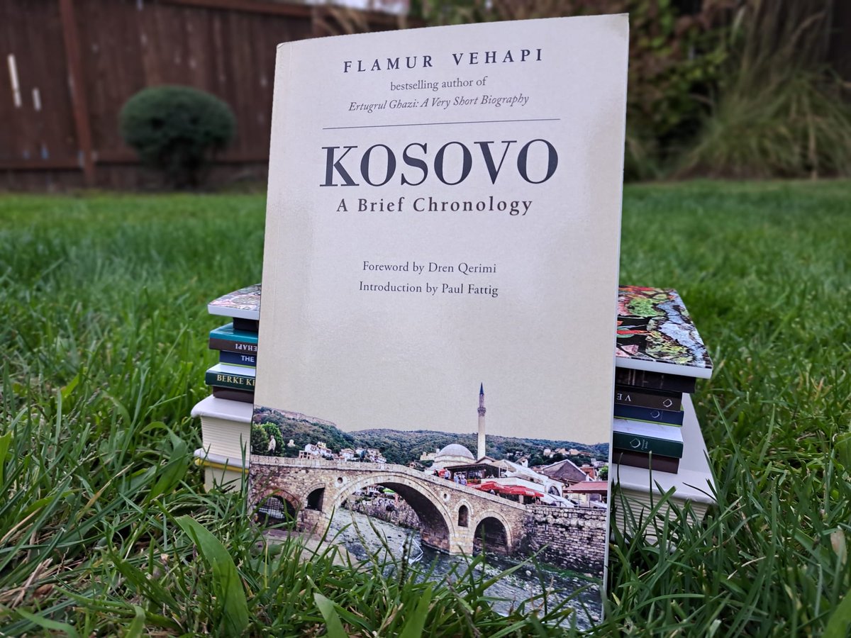 #lovethybooks #crescentbooks  #flamurvehapibooks #kosova #kosovo #balkans #history