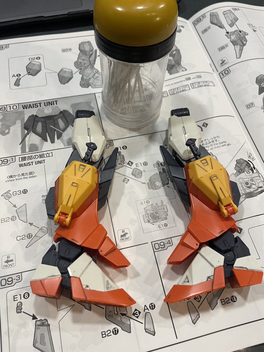 nigoki's tweet image. Despite the day off, not a lot of time for Gunpla since there were chores and errands to do, but I finished the legs on the FM Sword Calamity. I love the added detail of the serial number on the boot knives.