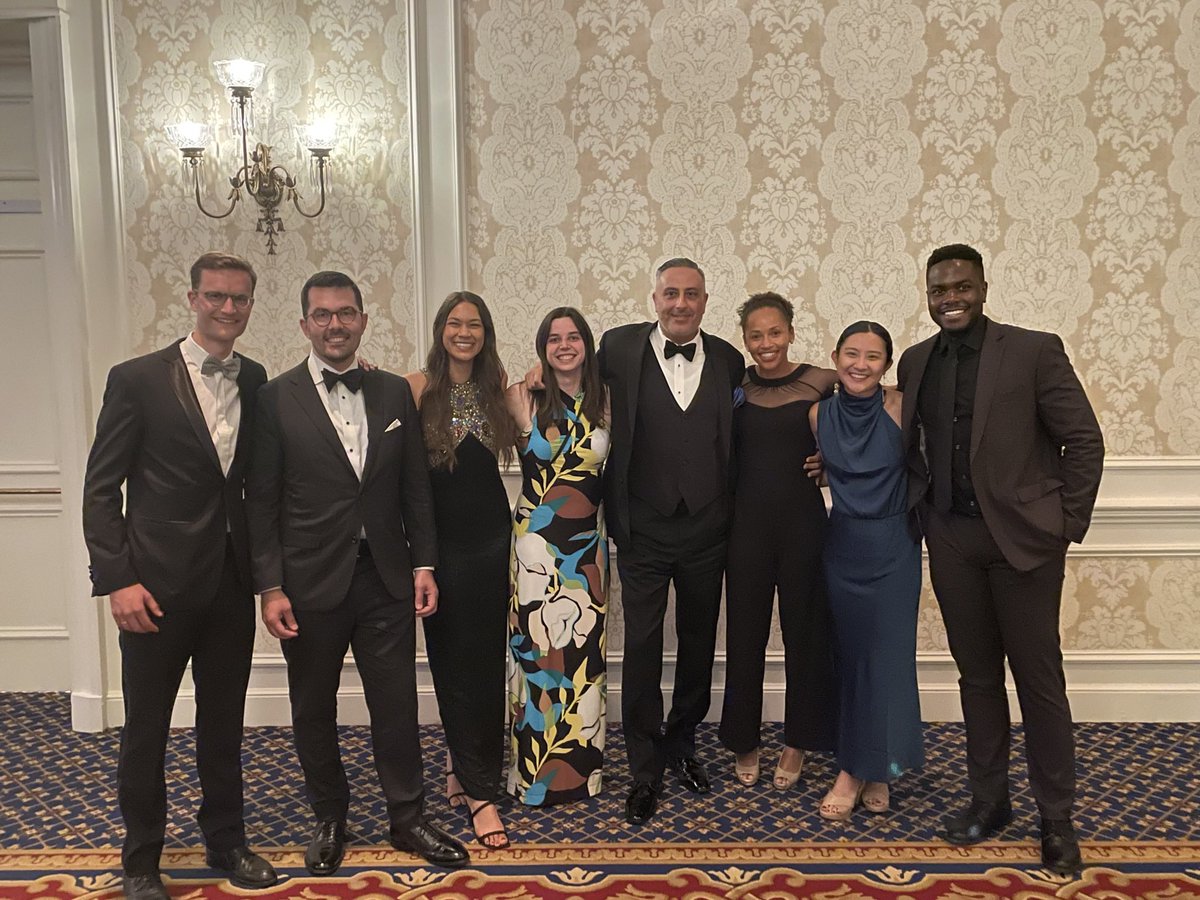 Sappy post incoming. #OldBull <a href="/JMigaly/">John Migaly</a> is leaving Duke Surgery after pouring over a decade into surgical resident education. He’s been a pivotal mentor to many and a champion for those underrepresented in medicine, including myself. <a href="/hopkinssurgery/">Hopkins Surgery</a> is lucky to have you!