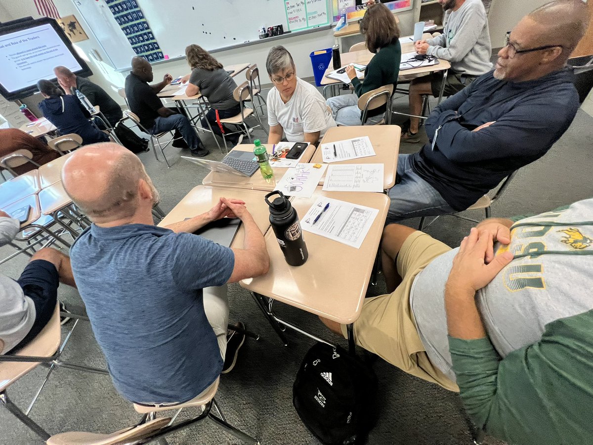 APBethDaniels's tweet photo. Husky faculty learned more about high yield instructional strategies in today’s PD: Packing Parachutes for Student Engagement @HHS_Huskies https://t.co/RUoPTVZj9d