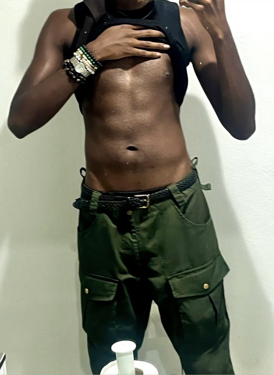 Hezeizm's tweet photo. Waiting for my titties to get juicy https://t.co/9HBt2V5PYY