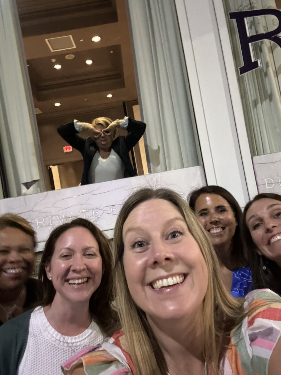 Laura Wilson tweet media