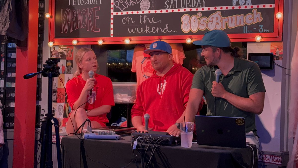 PHSLadyPats's tweet image. Proud of these athletes!!
Addison Dugger with the “Athlete of the Week” award and Lauren Utley “Heart of the Team” award.  Both have worked so hard this season and their efforts have not gone unnoticed.  Congrats ladies!!