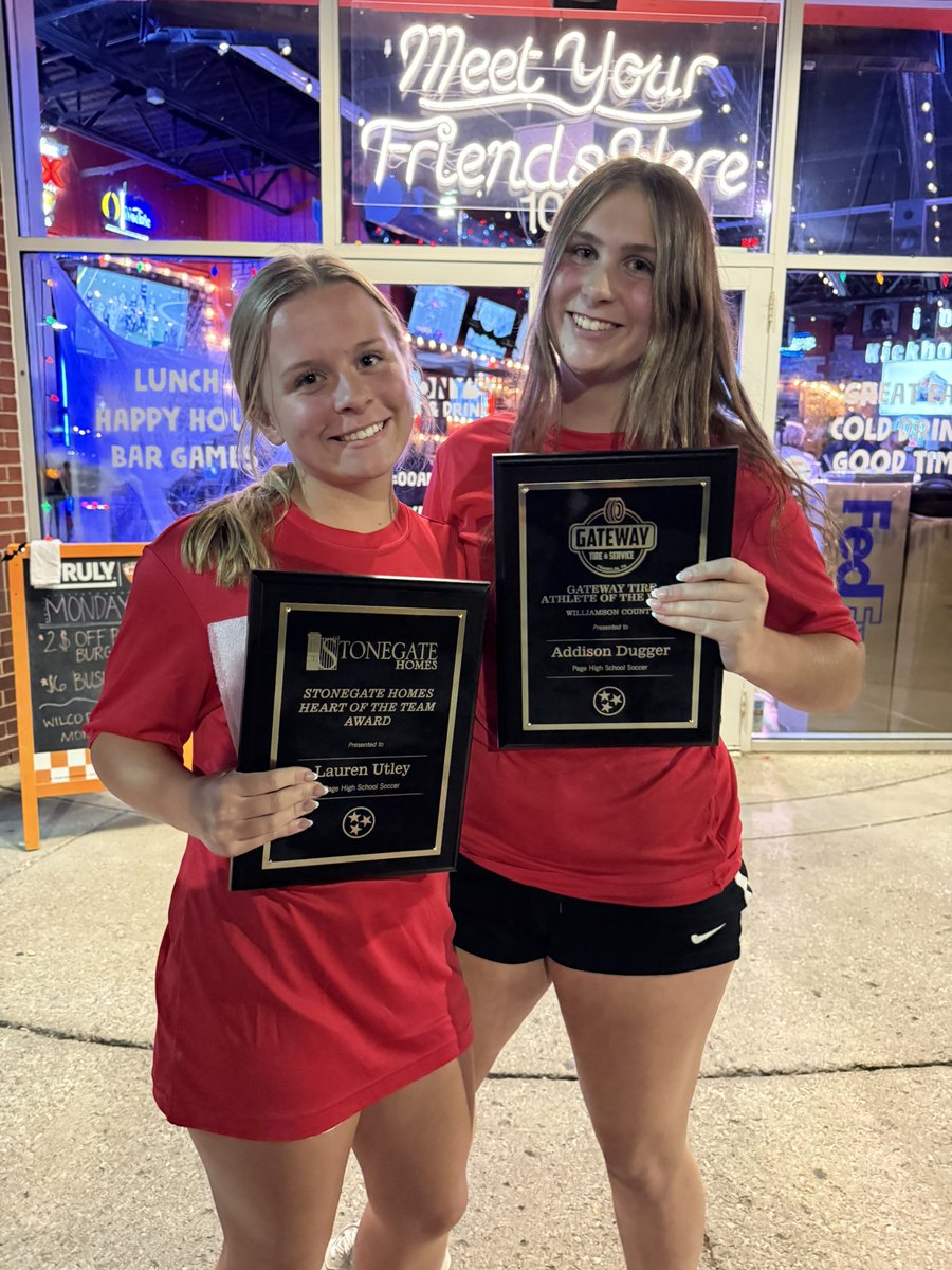 PHSLadyPats's tweet image. Proud of these athletes!!
Addison Dugger with the “Athlete of the Week” award and Lauren Utley “Heart of the Team” award.  Both have worked so hard this season and their efforts have not gone unnoticed.  Congrats ladies!!