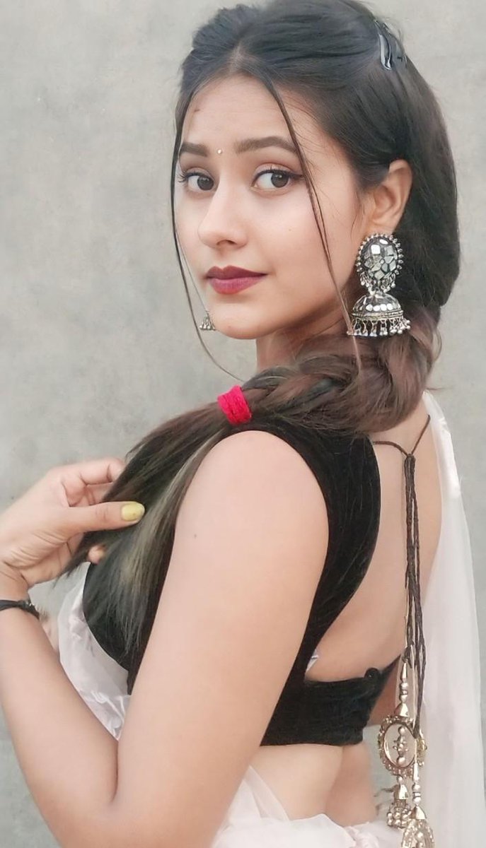 ladynieceybaby's tweet image. #Fumaroles release gases and heat, supporting unique microbial communities adapted to extreme conditions.