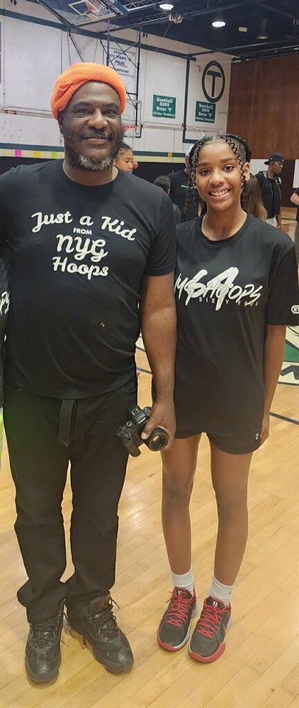 Iam_xDev's tweet photo. I wanted to thank @NYGHoops for the opportunity to compete, and showcase my skills at your event. Great event can’t wait to come back! #GirlsBall #PAGotBallersToo #ThankYou https://t.co/KJLfPeWkHB