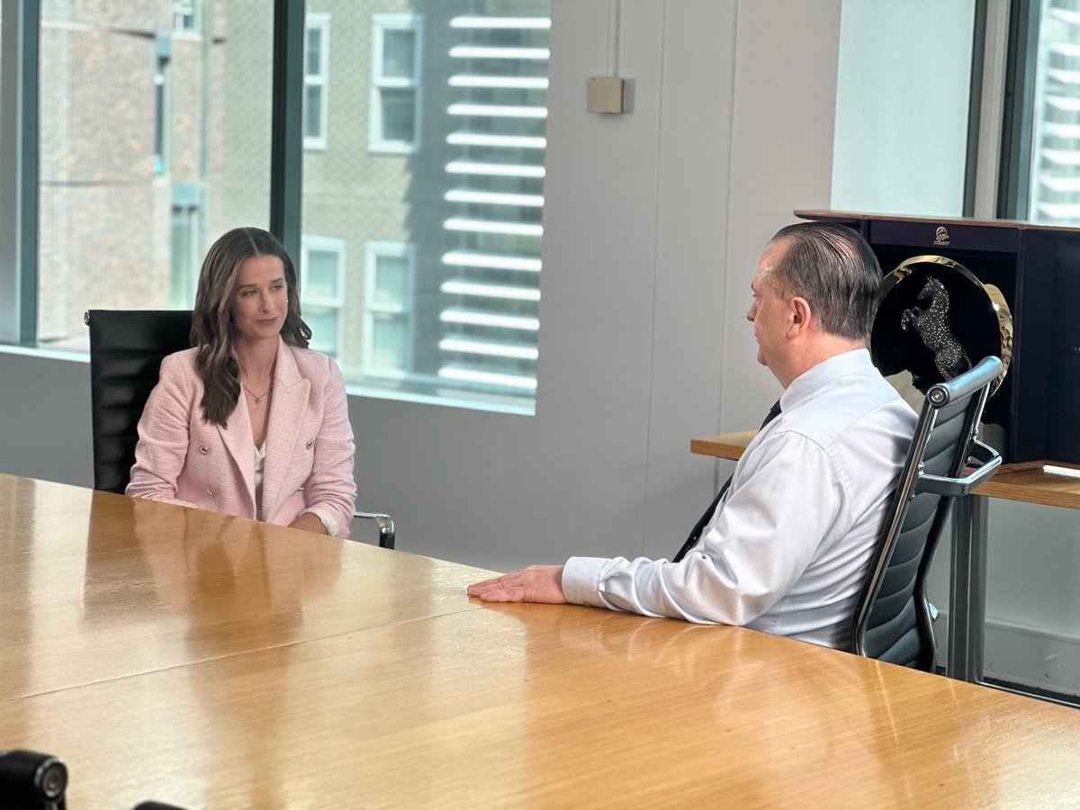 The Everest is one of the biggest races of the season! We caught up with Peter V’Landys, the mastermind behind it all, for an EVEREST exclusive ⬇️ 

youtu.be/vJM5qdZZL2E