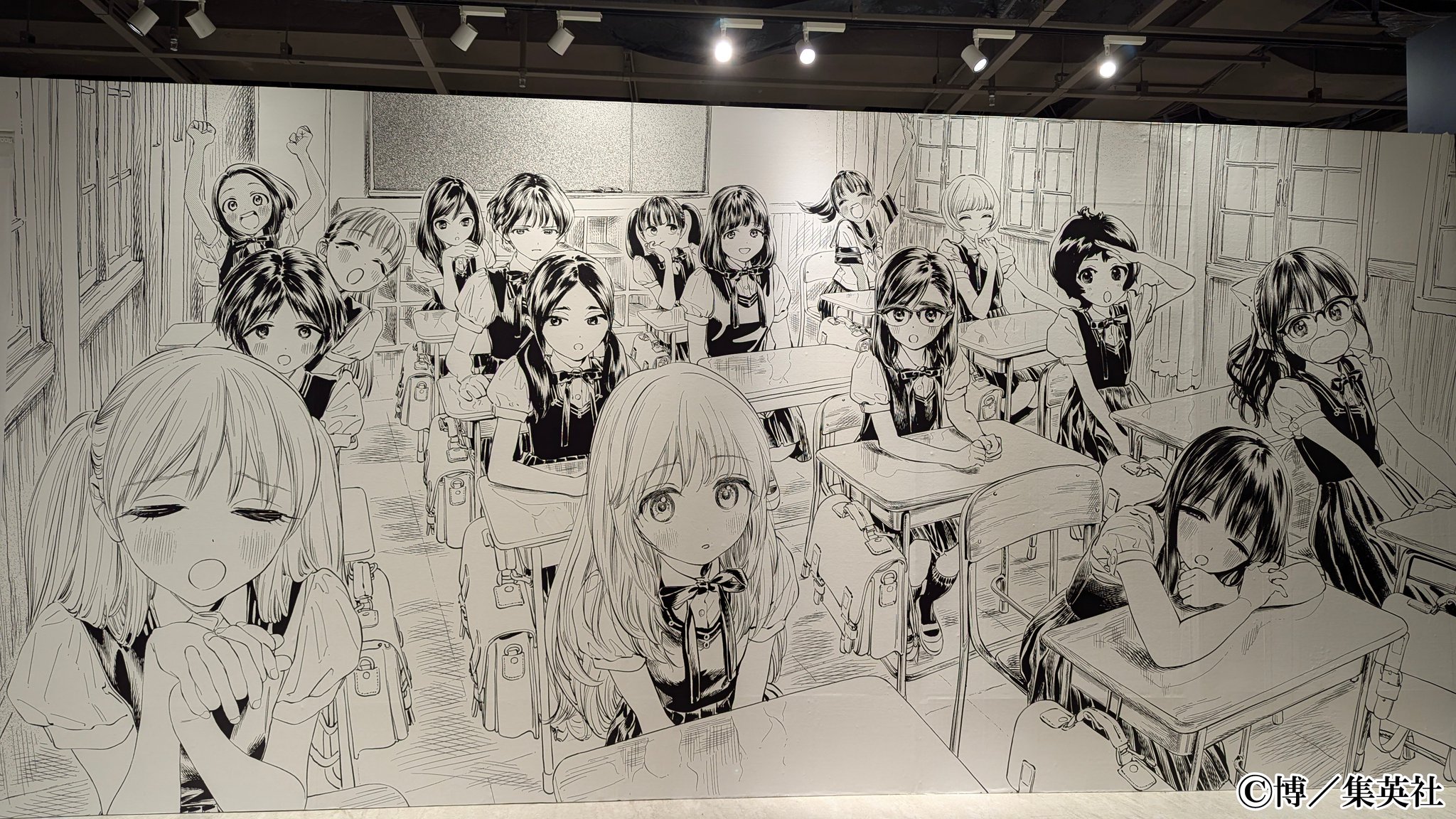 GZ5NlAwb0AM1Cds.jpg:large