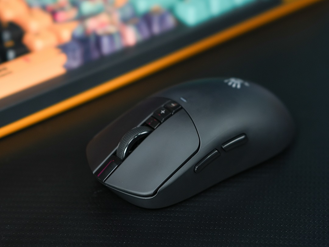Bloodygaming's tweet photo. Built for speed, engineered for precision. Outplay the competition! ๐ฅ
#bloodygaming #boundbygaming #comingsoon #R72 https://t.co/YeyBJilWF4