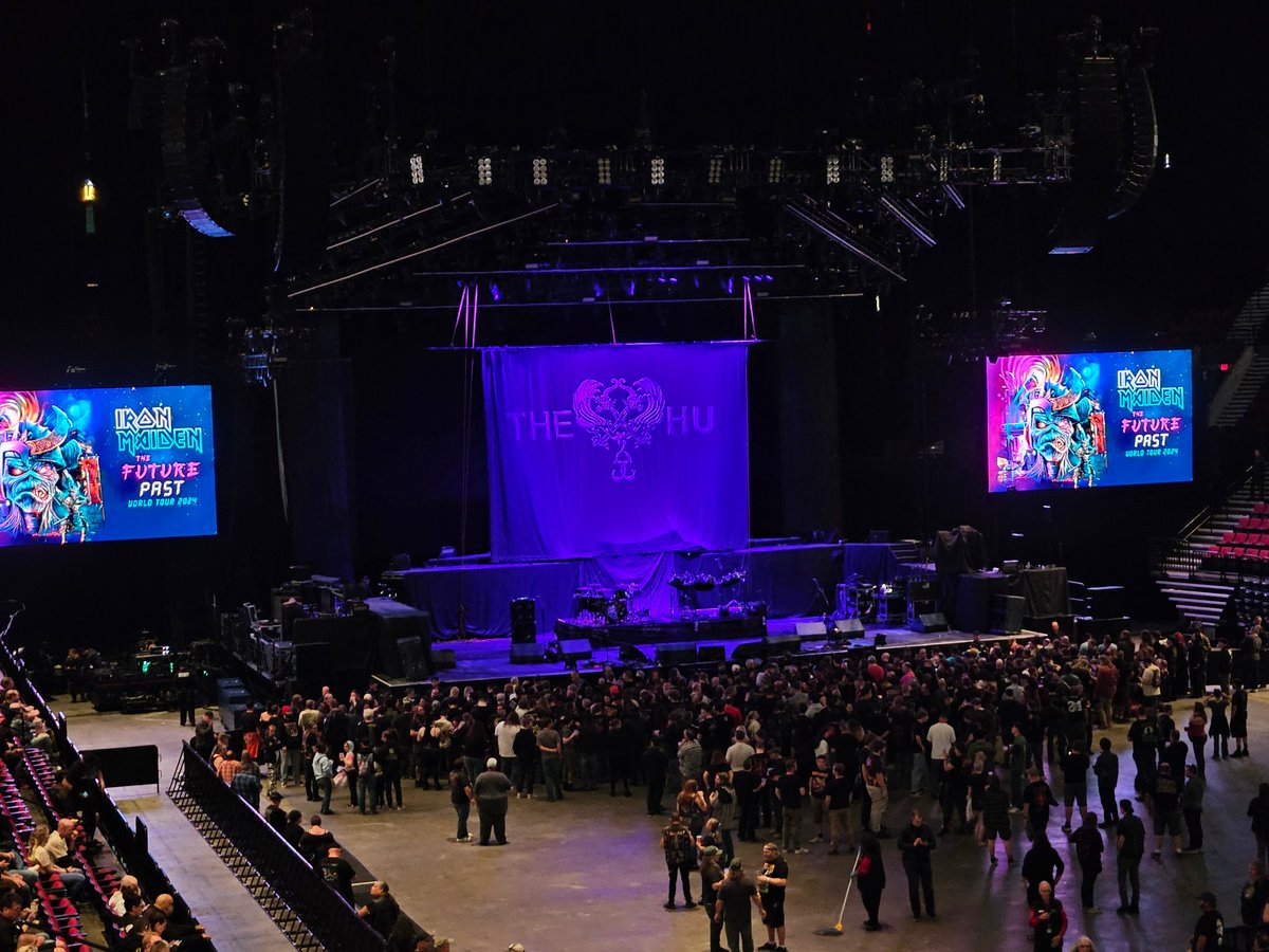 AmatoAuthor's tweet photo. Getting ready for @IronMaiden and @TheHuOfficial in Portland tonight!

#MetalMusic #IronMaiden #thehu #heavym https://t.co/u5k91bnMXY