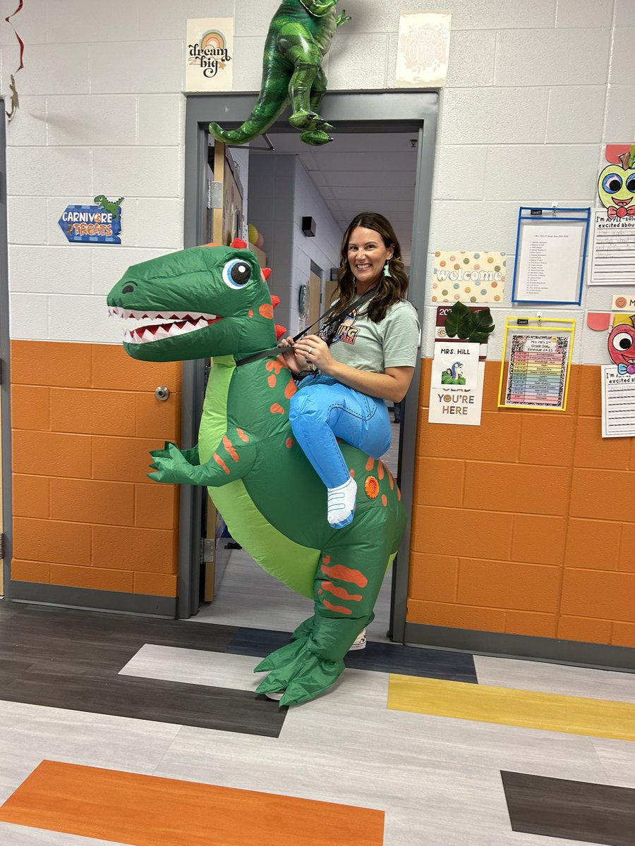 Kicking off Module 2 Dino style! 2nd grade is ready to learn about all things fossils! <a href="/plainviewElem/">Plainview Elementary School</a> 🦕🦖