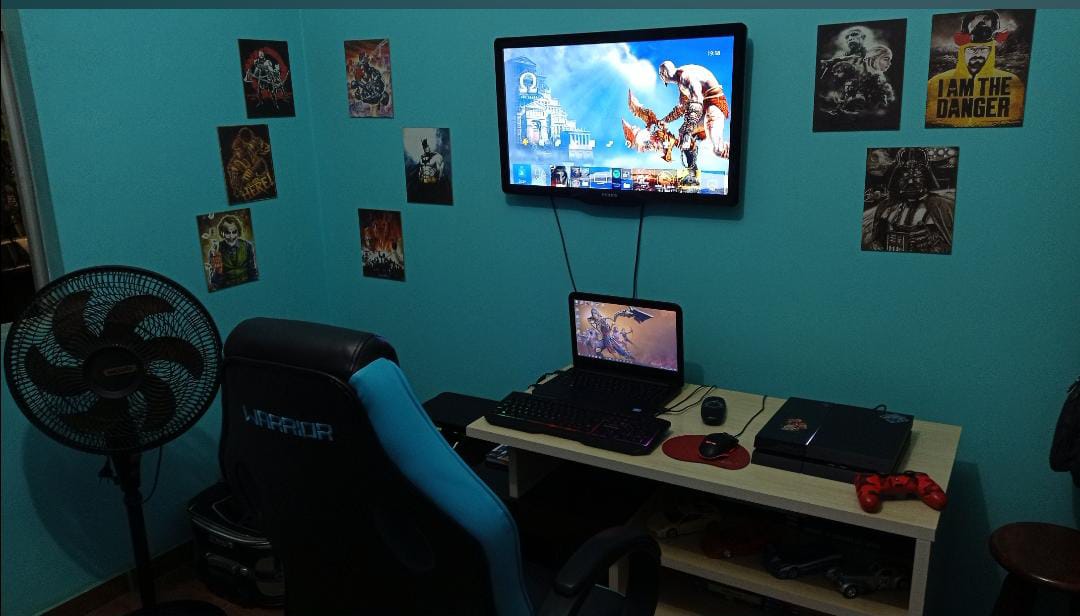 IgorIsaac6's tweet photo. Meu #setup de 2021 vs 2024! 🎮🖥️ https://t.co/Pzder9c78t