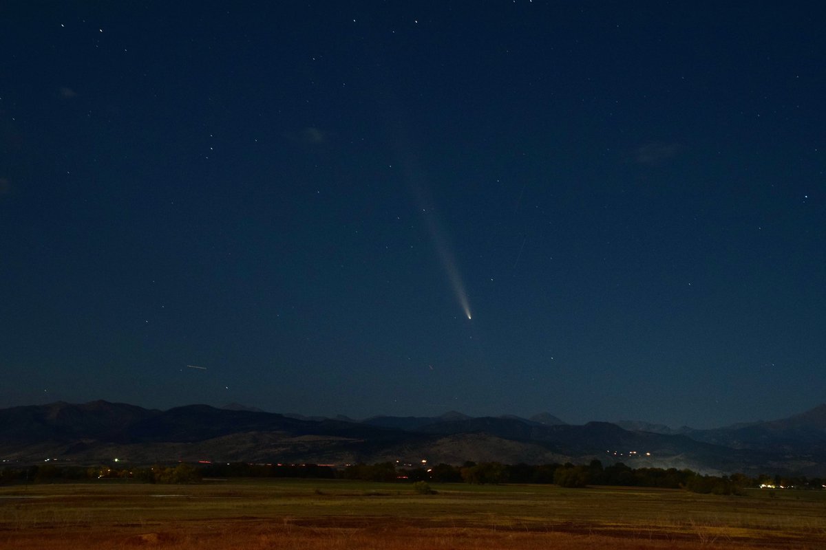 beebott's tweet photo. Comet C/20233 A3 from Longmont, CO #CometC2023A3 https://t.co/pwsdFY38fK