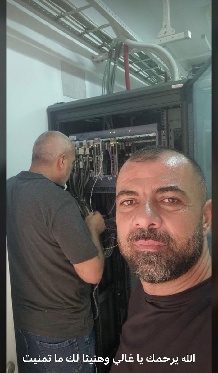 ALYamanAhmad's tweet photo. إنا لله وإنا إليه راجعون ..
ولا حول ولا قوة إلا بالله ..
إستشهاد الزميل محمد مشورب و عائلته جراء غارة معادية على بلدة جرجوع فجر اليوم . #أوجيرو #Ogero https://t.co/m73xE2LkwO
