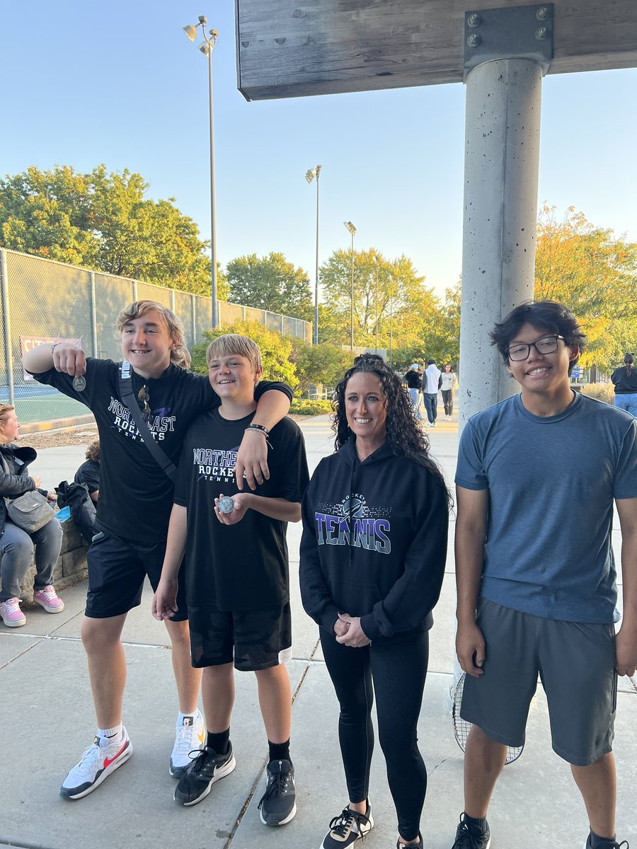 Busy day for LNE tennis. Varsity took part in the State Dual Championships, finishing in 10th place. 

JV and Reserve had LPS Championships, where Caden and Jayson took silver for Reserve 2 Doubles! 

Way to go Rockets!