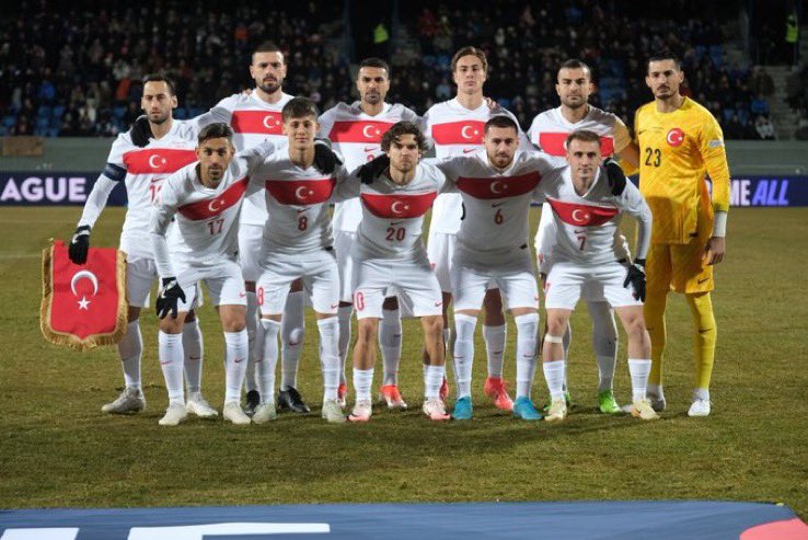 sefaburancom's tweet photo. Tebrikler Kerem Aktürkoğlu,
Tebrikler Hakan Çalhanoğlu,
Tebrikler Arda Güler,
Tebrikler İrfan Can Kahveci,
Tebrikler #BizimÇocuklar...💪🏻🇹🇷

UEFA Uluslar Ligi'nde İzlanda’yı mağlup eden A Milli Futbol Takımımızı yürekten kutluyorum. Tebrikler @MilliTakimlar...

#ISLTUR ⚽️ https://t.co/TGqnwoIMii