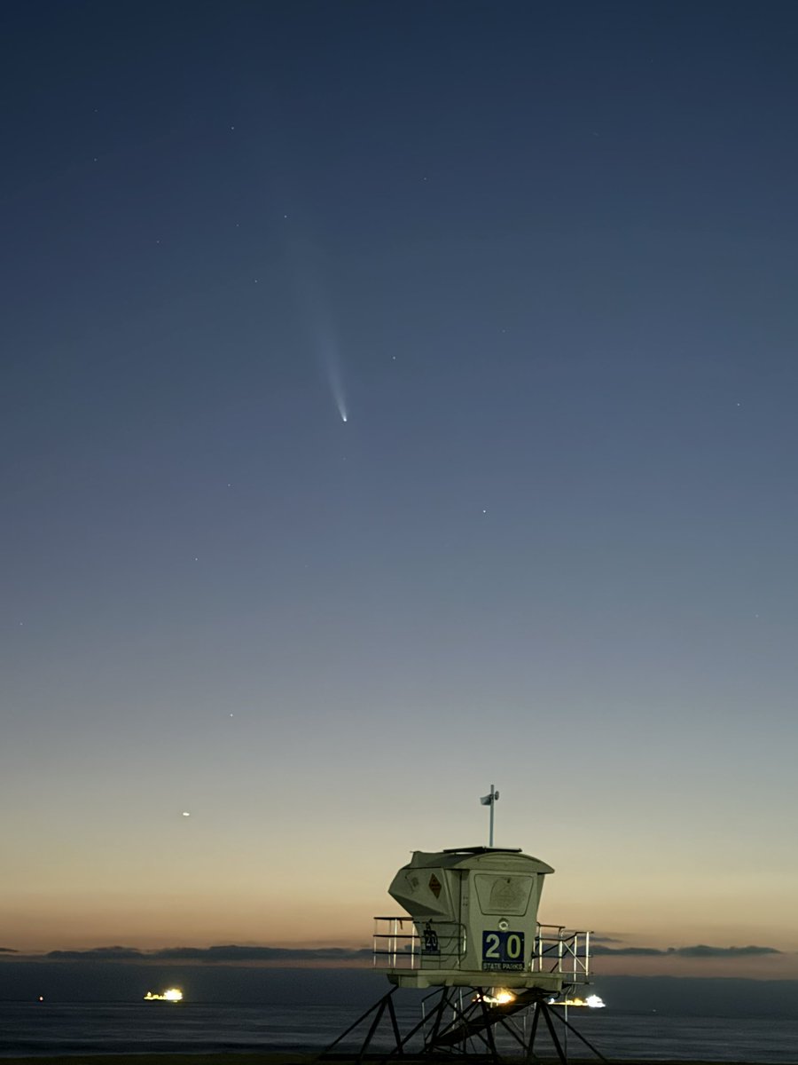 Greetings from comet C/2023 A3 (Tsuchinshan-ATLAS)!