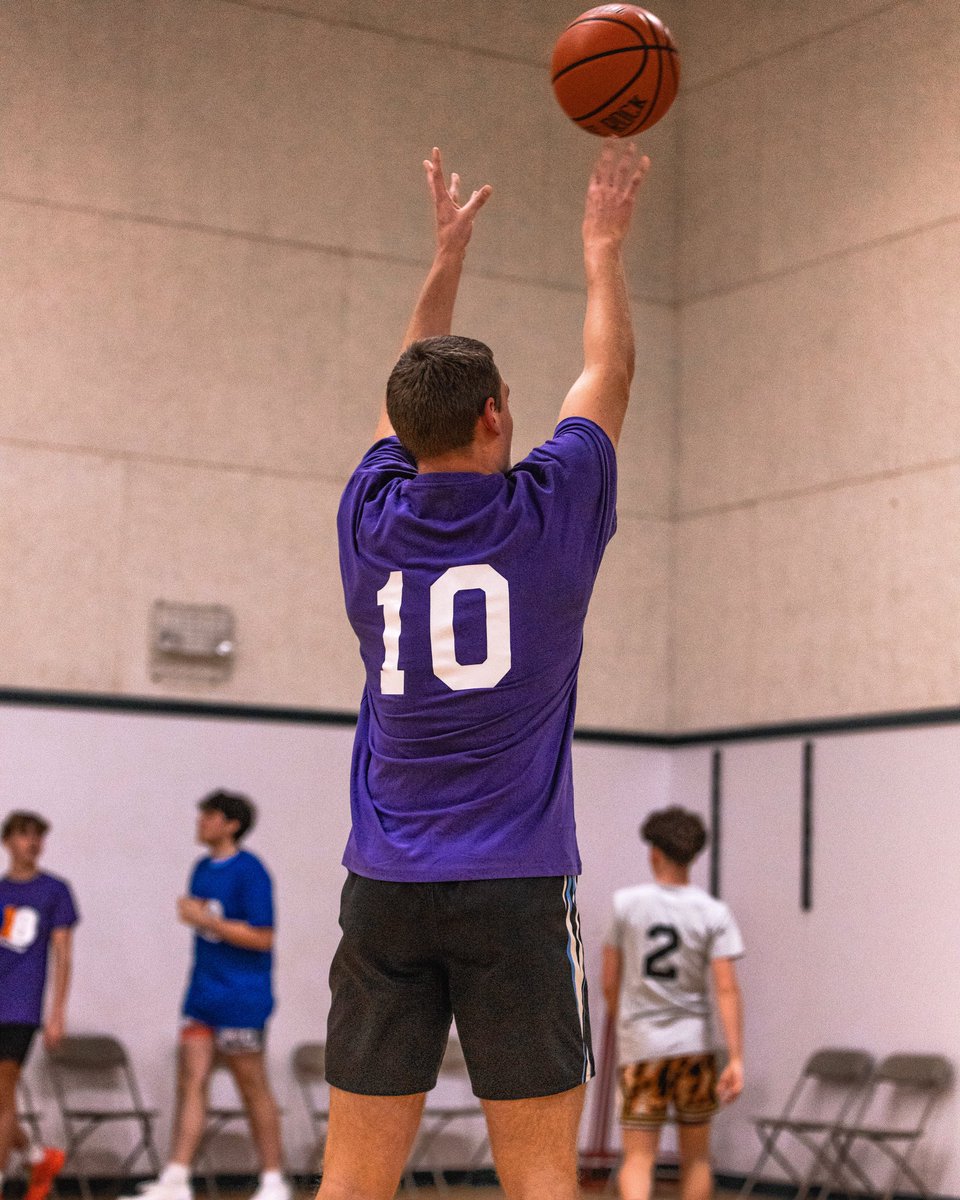 Upstate Reports🏀 (@upstate_reports) on Twitter photo 6’4” F Brady Smith 25’ had a great showing at the 518 Fall Showcase. He runs the offense, directing traffic and making the right pass, while being able to get downhill and get a bucket as well. Uses his strong frame to rebound & wall up defensively. <a href="/518Showcase/">518 Superior Showcase</a> 6’4” F Brady Smith 25’ had a great showing at the 518 Fall Showcase. He runs the offense, directing traffic and making the right pass, while being able to get downhill and get a bucket as well. Uses his strong frame to rebound & wall up defensively. <a href="/518Showcase/">518 Superior Showcase</a>