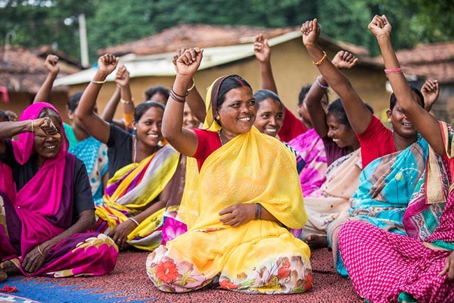 narottamsahoo's tweet photo. This #InternationalDayofRuralWomen, we celebrate the incredible strength of #RuralWomen who produce half of the #world’s #food while leading the charge in #environmental conservation.

From practicing #sustainable agriculture to preserving #biodiversity, they are key to fighting #poverty, #hunger, and #climatechange.

Let's #empower and support them for a #better, #greener future!

@UN_Women @UNESCAP @UNESCO @mygovindia @SDG2030 @IISD_SDGs