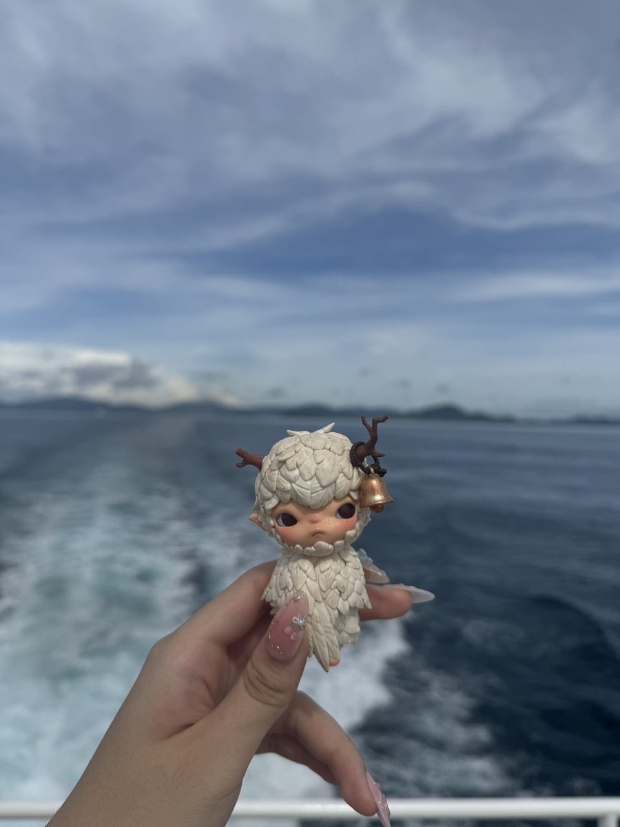 enjoying his trip 🛳️🛳️